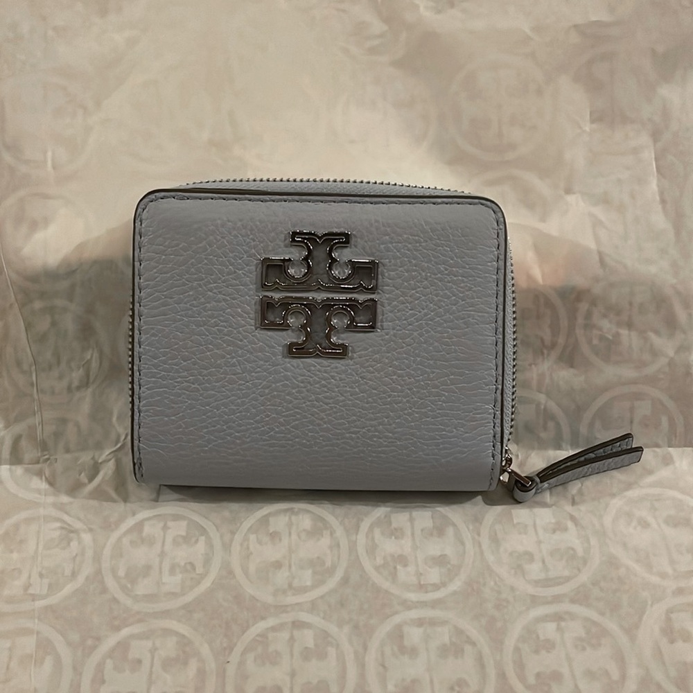 NWT Tory Burch Britten Bi-fold Wallet, Blue Mist